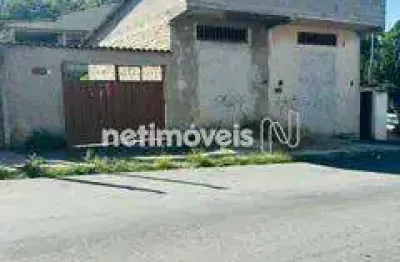 Casa com 2 quartos à venda no Petrolândia, Contagem 