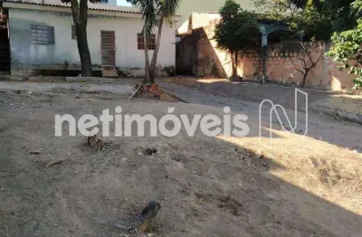 Terreno à venda na Rua Propano, Petrolândia, Contagem