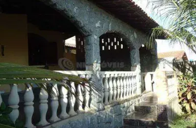 Casa com 3 quartos à venda na Rua Um, Tropical, Contagem