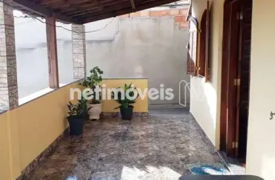 Casa com 4 quartos à venda na Vila Cristina, Betim 