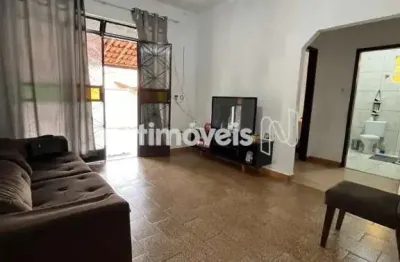 Casa com 3 quartos à venda no Tropical, Contagem 