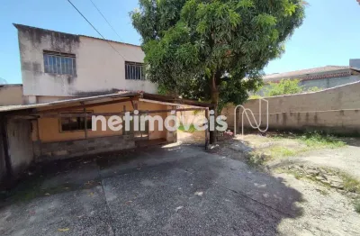 Casa com 2 quartos à venda no Petrolândia, Contagem 