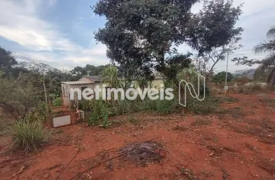 Terreno à venda no Parque do Girassol, Esmeraldas 