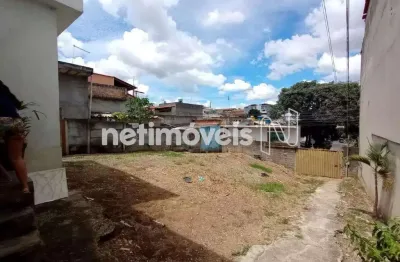 Casa com 3 quartos à venda no São Luiz, Betim 