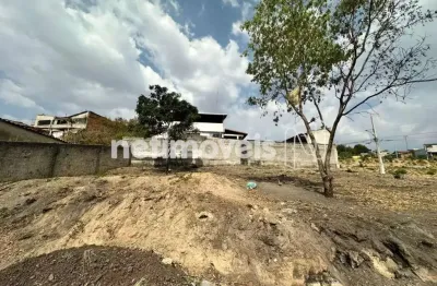 Terreno à venda no Duque de Caxias, Betim 