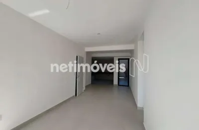 Apartamento com 2 quartos à venda no Três Barras, Contagem 