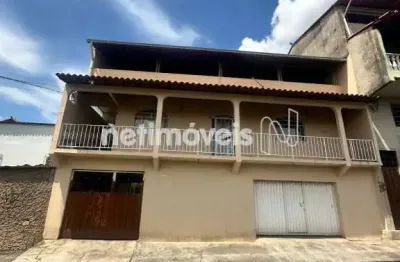 Casa com 3 quartos à venda no Petrolândia, Contagem 