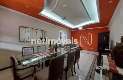 Casa com 3 quartos à venda no Petrovale, Betim 