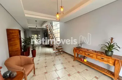 Casa com 3 quartos à venda na Sapucaia II, Contagem 