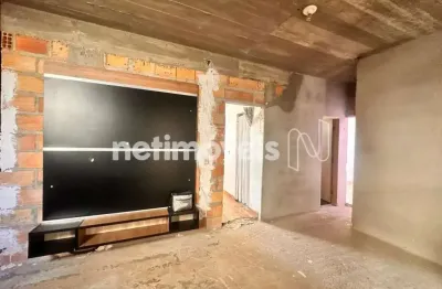 Casa com 2 quartos à venda no Renascer, Betim 