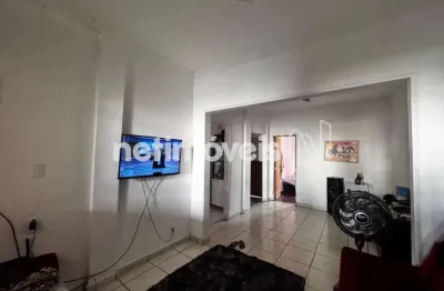 Casa com 2 quartos à venda no Industrial São Luiz, Contagem 