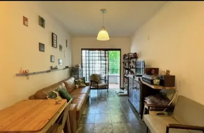 Lindo apto térreo - jardim irajá - com 3 dormitórios sendo 1 suite - sala conceito aberto moderno - varanda- cozinha ampla - banheiro social - 01 vaga de garagem. localização previlegiada