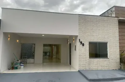 Casa com 3 quartos para alugar na Avenida Governador Hélio da Mota Gueiros, 340, Quarenta Horas (Coqueiro), Ananindeua