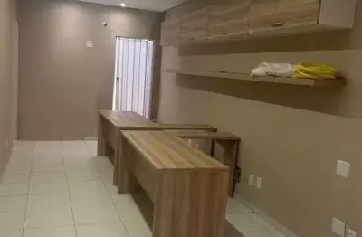 Jn vendo ou alugo casa na rua três de maio com a gentil para fins comerciais e residenciais