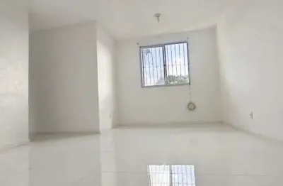 Cs 13 vendo lindo apartamento no sol nascente ao lado do supermercado formosa na a. montenegro.