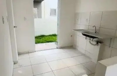 Kf alugo apartamento no vivendas do rio 2 - 2 quartos térreo com quintal