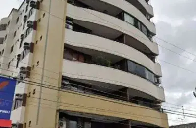 Aluga-se apartamento com 92m2 com 3 quartos ed.palazzo farnese em umarizal - belém - pa