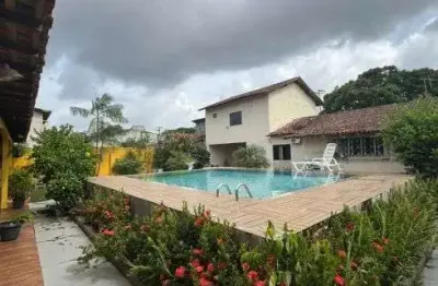 Casa com 4 quartos à venda na Rua Três, 01, Águas Lindas, Ananindeua