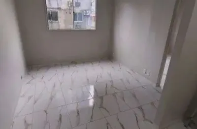 Apartamento com 2 quartos à venda na Avenida Zacarias de Assunção, 683, Centro, Ananindeua