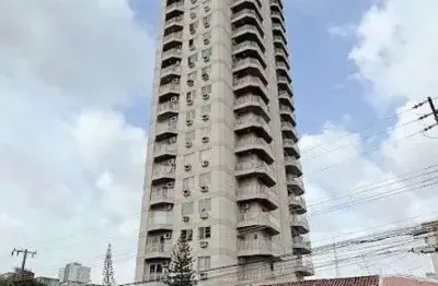 GC Vende apartamento com 3 quartos, sendo uma suíte em andar alto em Batista Campos - Belém - PA