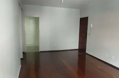 VF07GE - Apartamento com 2 quartos - sala ampla com varanda no Bairro Marco
