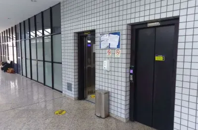 MO Salas Comerciais na Tv. Tres de Maio com Av. Nazaré, Alpha Center