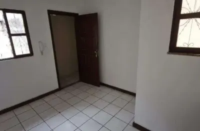 Kitnet / Stúdio para alugar na Passagem Gastão, 182, Sacramenta, Belém