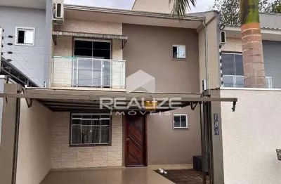 Casa com 3 quartos à venda na Avenida Gramado, Jardim das Palmeiras, Foz do Iguaçu