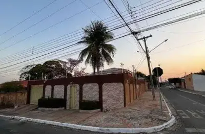 Sobrado com piscina a venda 5 quartos 1 suíte bairro cidade alta - cuiabá - mt