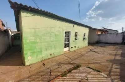 Casa com 3 quartos à venda na Rua Acre, Qd. 82, Nº 06, 06, CPA II, Cuiabá