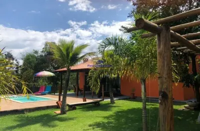 Casa mobiliada à venda no cond. quintas do brumado em chapada dos guimarães/mt