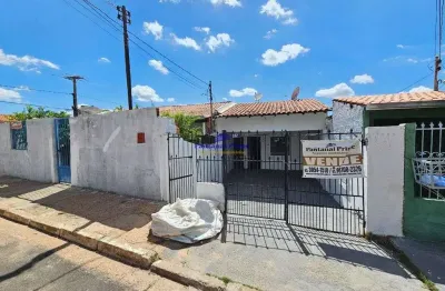 Casa com 2 quartos à venda na Rua Hermenegildo Figueiredo, 102, Dom Aquino, Cuiabá