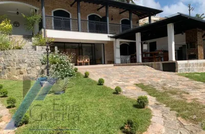 Ubatuba, enseada - casa alto padrão de frente para o mar com 05 suítes de frente para o mar..