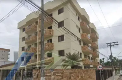 Ubatuba, centro - apartamento no 3º andar com 03 dormitórios, sendo 01 suíte.