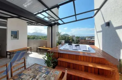 Ubatuba, centro - cobertura mobiliada com 02 dormitórios, sendo 01 suíte e área de lazer.