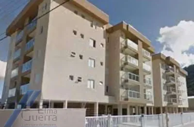 Ubatuba, pereque-açu - apartamento bem localizado, 75m2 útil, 02 dormitórios sendo 01 suíte e área de lazer.