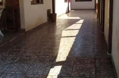 Ubatuba, itaguá - casa de 02 dormitórios (01 suíte), com terreno de 300 m2 e edicula com 02 quartos.