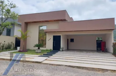 Ubatuba, ubatuba country - linda casa com 04 dormitórios, sendo 03 suítes, com área de lazer.