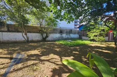 Ubatuba, itagua - terreno de esquina aterrado e murado com 300 m2.