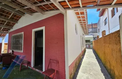 Ubatuba, pereque açu - casa em ótima localização, com 02 dormitórios mais edícula.
