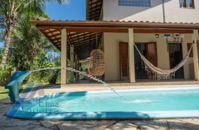 Ubatuba, itamambuca - linda casa com 03 dormitórios sendo 01 suíte e 300 metros do mar.