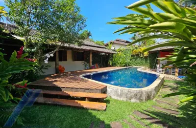 Ubatuba, itamambuca - linda casa com 04 dormitórios sendo 02 suítes e 100 metros do mar.