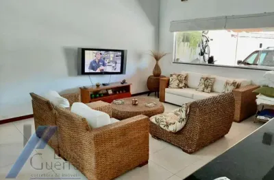 Ubatuba, toninhas - casa sobrado mobiliado próximo a praia com 04 suítes e área de lazer.