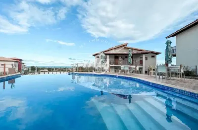 Imbassaí| village térreo 79m2| 2 suítes| 2 vagas| entre o rio e o mar
