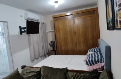 Imóvel para venda com 34 metros quadrados com 1 quarto quadra praia em Ponta da Praia - Santos - SP