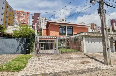 Casa com 3 quartos à venda na rua doutor alexandre gutierrez, 545, água verde, curitiba, 264 m2 por r$ 2.240.000
