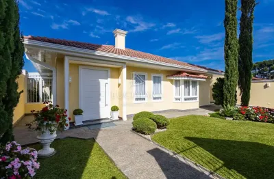 Casa com 3 quartos à venda na rua batista pessine, 363, vista alegre, curitiba, 240 m2 por r$ 1.898.000