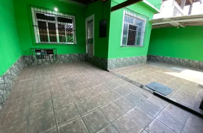 Casa com quintal - perfeita para famílias com pets -  2 quartos e quintal em Caioaba - Nova Iguaçu - R$ 210.000,00