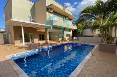 Sobrado espaçoso, ideal para quem busca conforto e qualidade de vida!