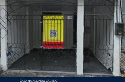 Casa comercial com 1 sala à venda na Avenida Alcindo Cacela, 332, Umarizal, Belém